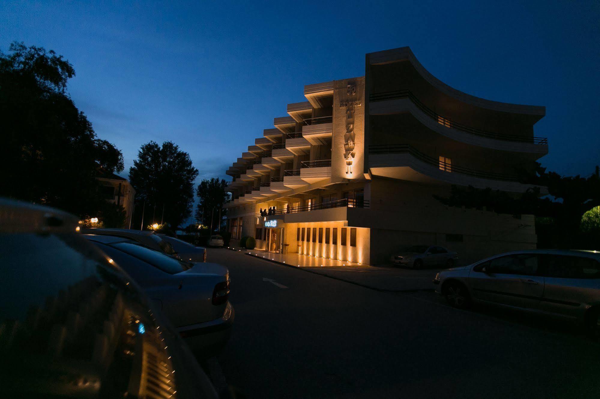 Tzaki Hotel & Restaurant Patras Exterior photo